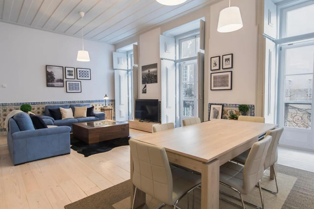 Lovelystay - 3 Bedroom Downtown Wonderwall Lisbon 0*,