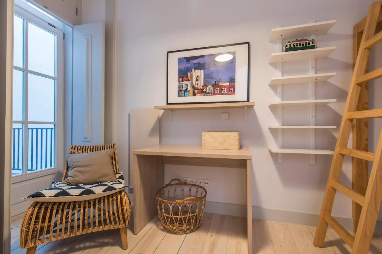 Lovelystay - 3 Bedroom Downtown Wonderwall Lisbon Portugal